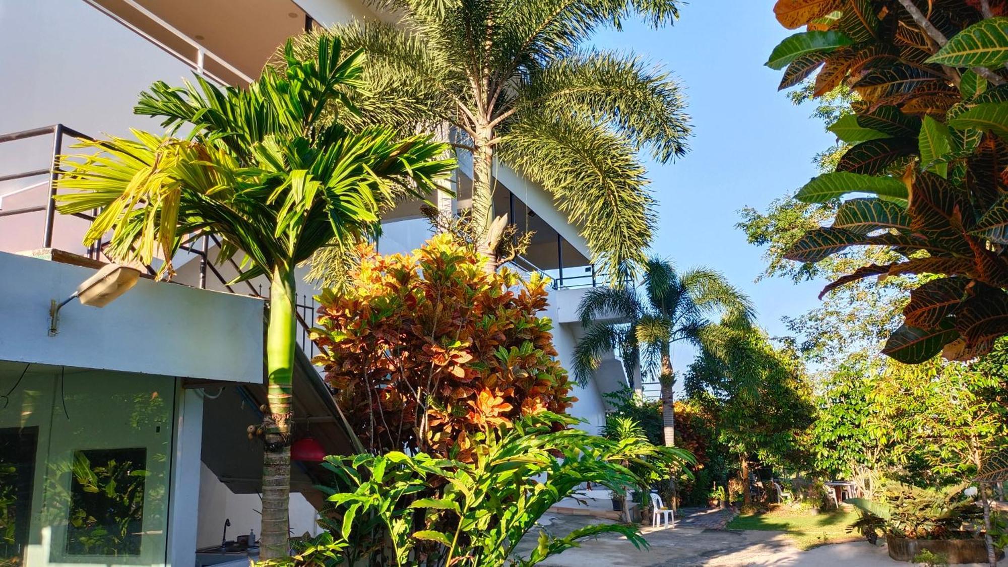 Batikseafood Airport & Room Ban Bo Sai Klang Exterior photo